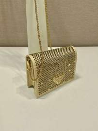 Picture of Prada Handbags _SKUfw225111835fw